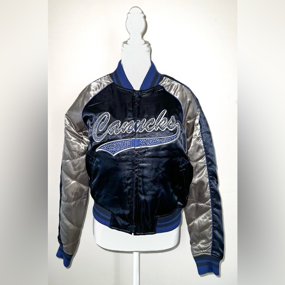 NHL Canucks satin bomber jacket. - Picture 1 of 4